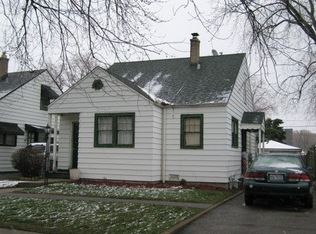 8847 S Mozart Ave, Evergreen Park, IL 60805