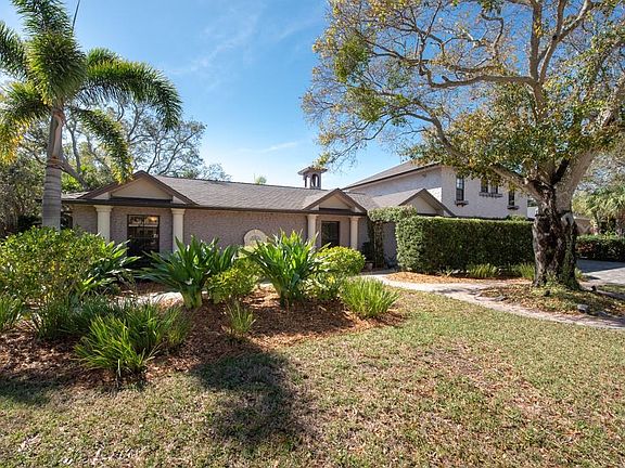 2nd image of 1824 Venetian Point Dr