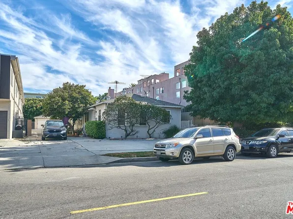 1734 S Barrington Ave, Los Angeles, CA 90025