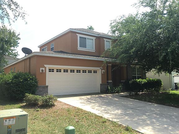 2nd image of 3220 Oak Brook Ln