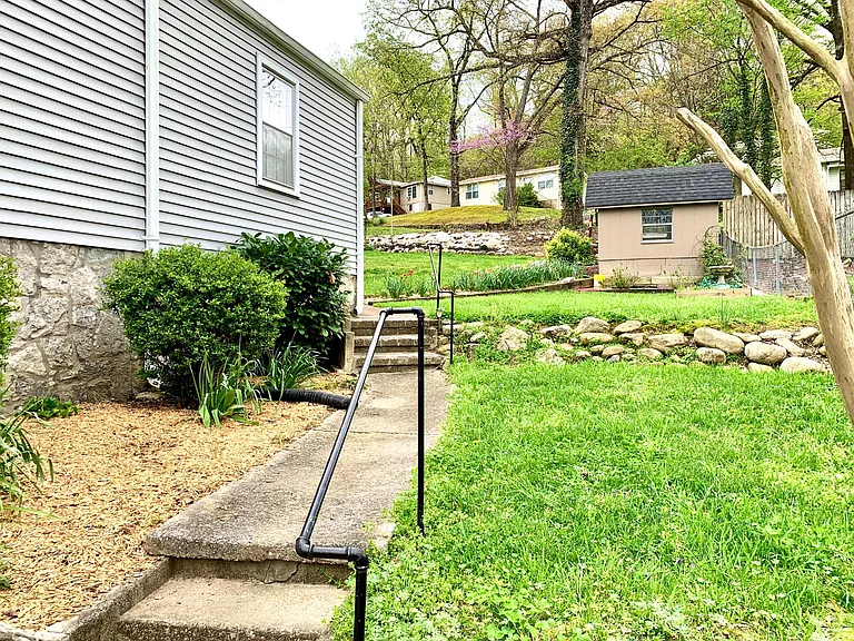 4102 Fitehaven Dr — Photo 40