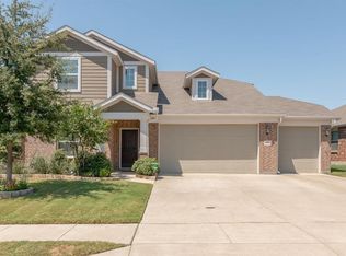 432 High Desert Dr, Fort Worth, TX 76131