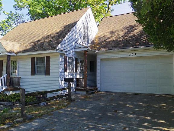 2nd image of 309 Antrim St