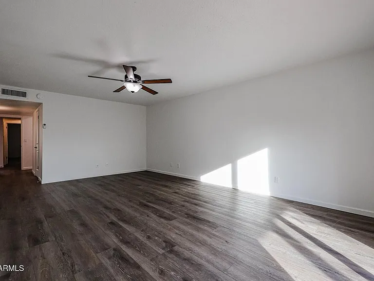 26033 S Hollygreen Dr — Photo 34