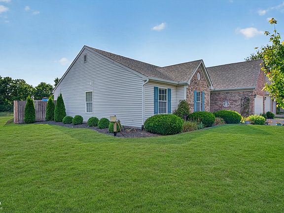 4th image of 788 Weeping Way Ln