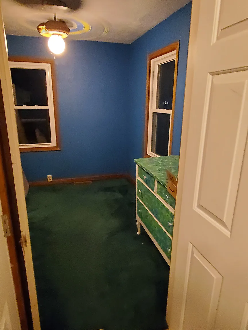 510 N Pekin Ln photo 1