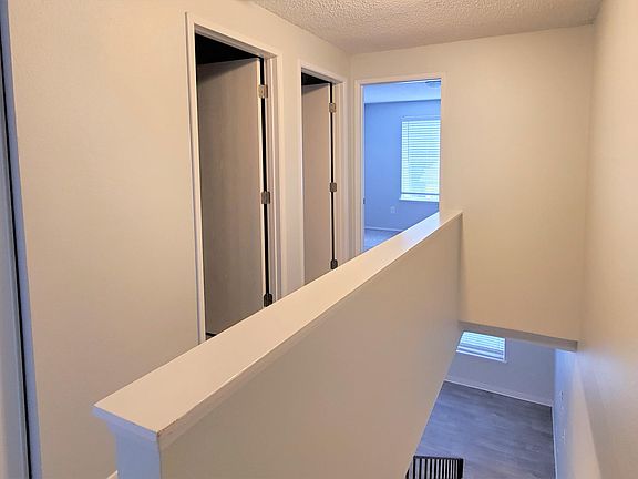 4th image of 34218 1st Pl S APT B