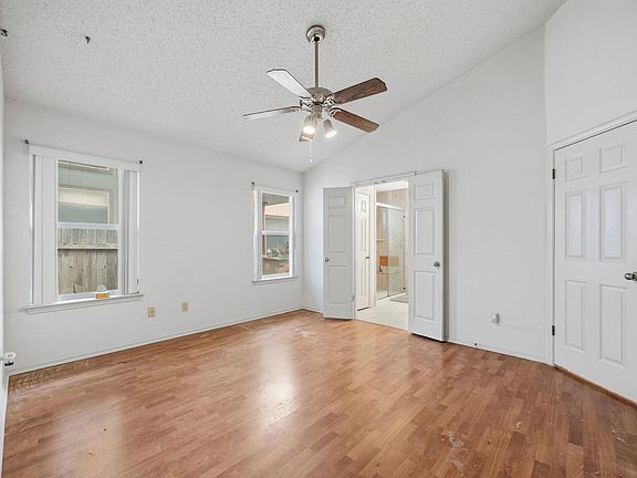 5th image of 8128 Huddleston Ln