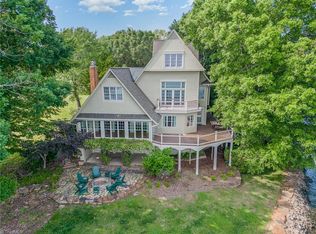 135 Winston Way Ln, Troutman, NC 28166