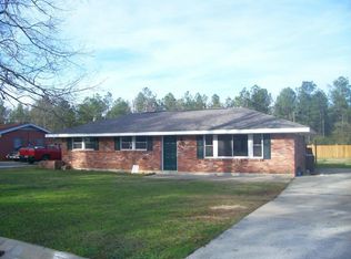 102 Forrest Ave, Wetumpka, AL 36092