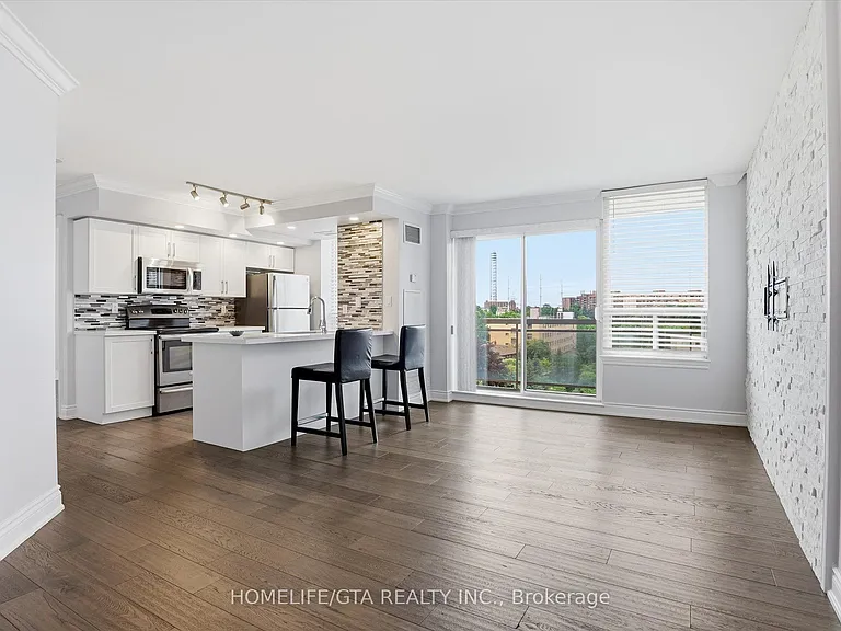 1720 Eglinton Ave E #821 — Photo 10
