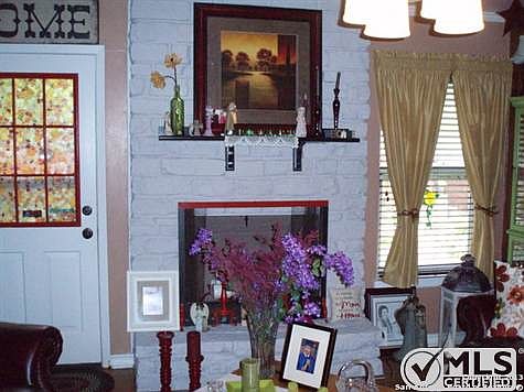 4th image of 4403 Bright Sun St