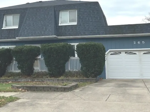 265 Macarthur Dr, Northlake, IL 60164