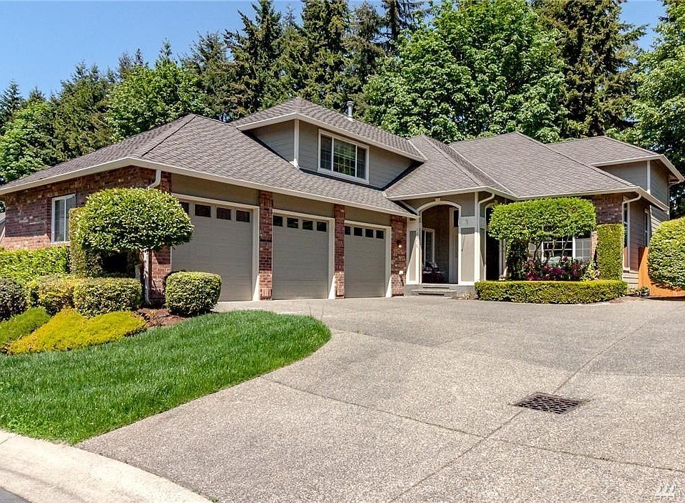 1st image of 13570 NE 12th Pl
