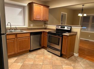 2800 Ritter Dr, Shady Spring, WV 25918