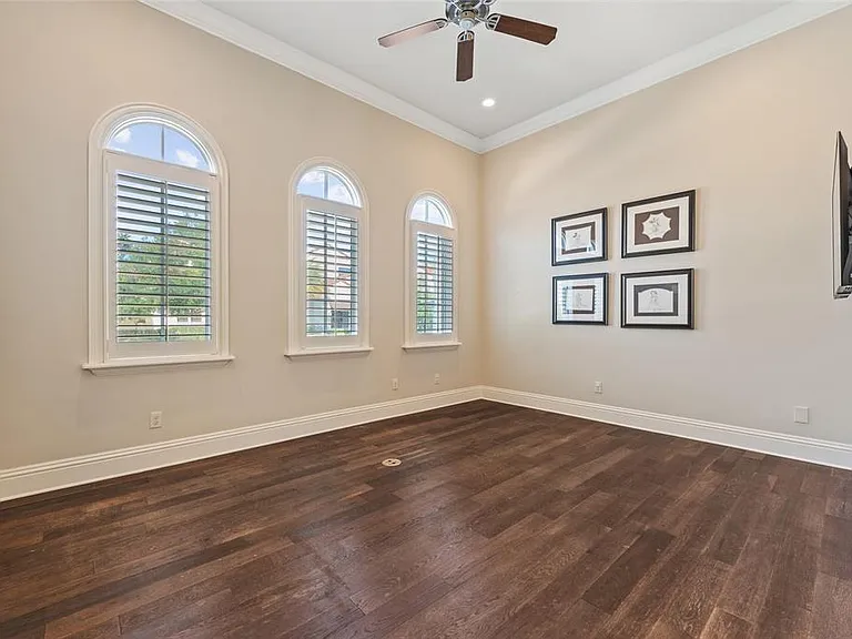 10243 Mattraw Pl — Photo 24