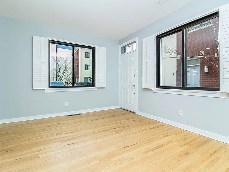 2030 South St #G — Photo 14