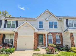 491 Summit Tree Ct, Fenton, MO 63026