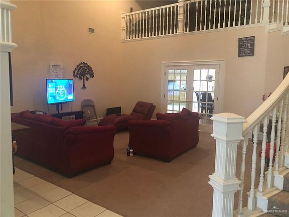 2nd image of 2701 Pinehurst Dr