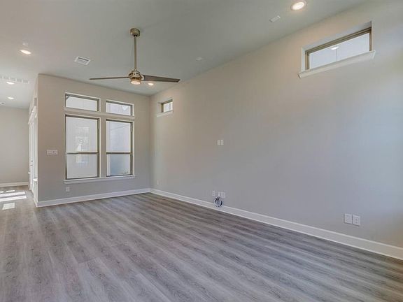 5th image of 5129 Artemesia Ln