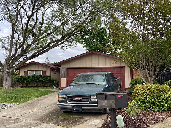 2nd image of 9148 Clendenen Way