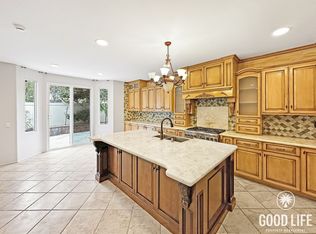 29 Meadow Gln, Irvine, CA 92602