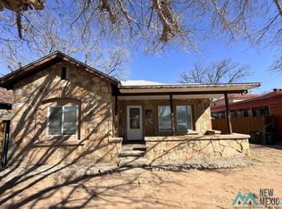 204 N Lake St, Carlsbad, NM 88220