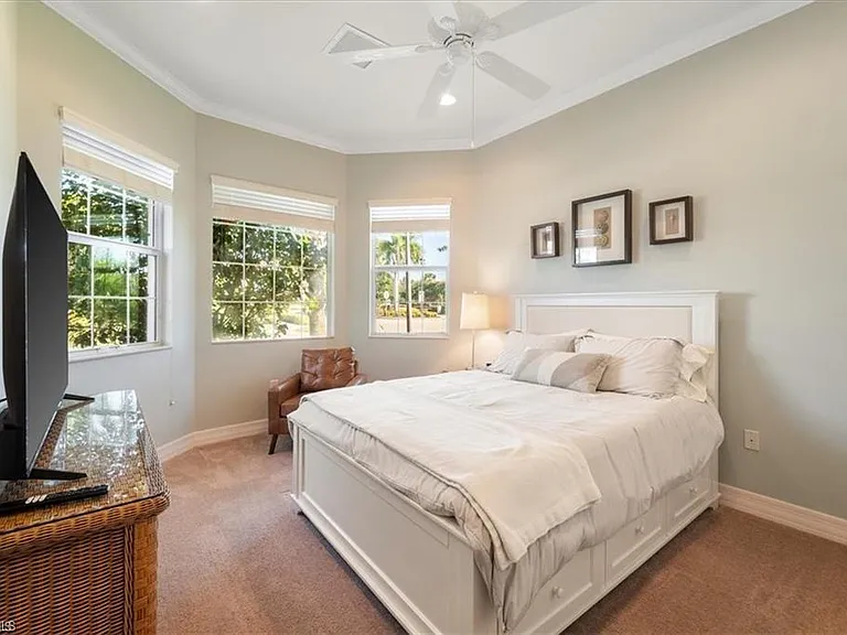 6670 Marbella Ln — Photo 15