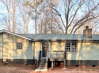 30 Buck Creek Dr, Carrollton, GA 30117