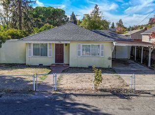 1582 NW Fairmount St, Roseburg, OR 97470