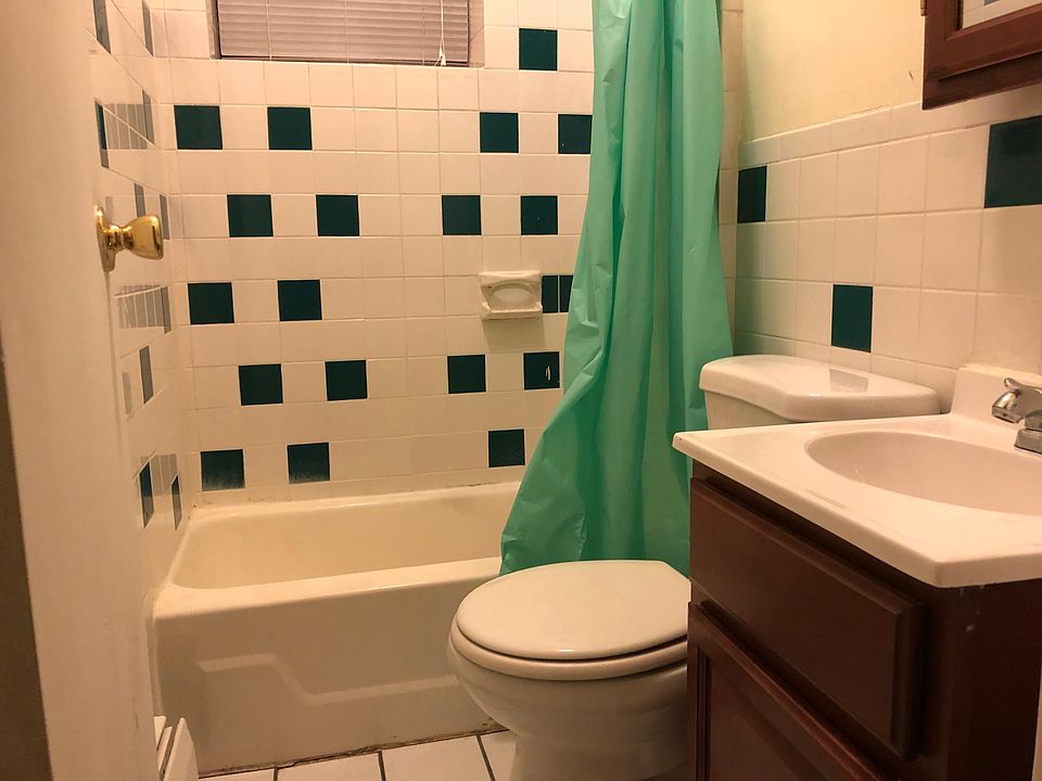 2nd image of 326 Old Bergen Rd APT 1B