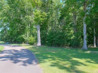 458 Batchelor Bay Dr, Windsor, NC 27983