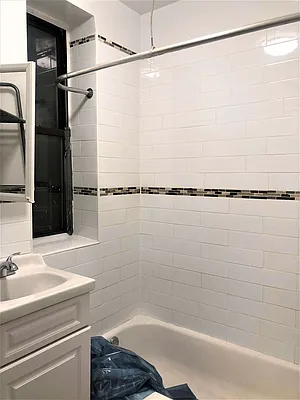 Rented by Clove Realty LLC | media 12