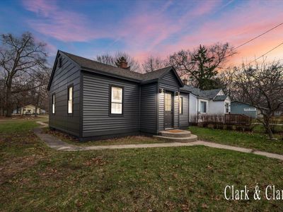3324 Waalkes St, Muskegon Heights, MI, 49444