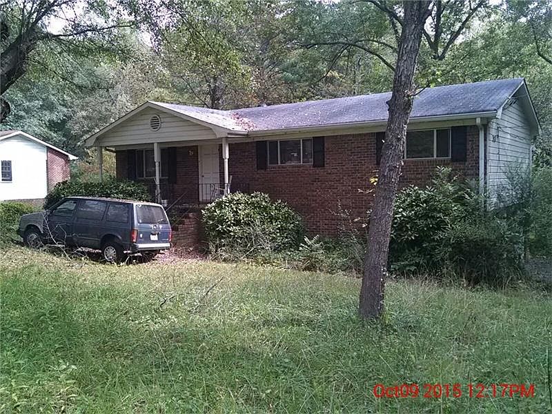 1st image of 118 Robinhood Dr