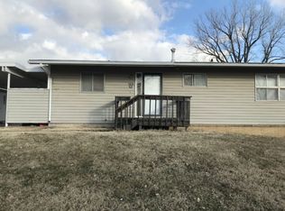 1414 SW 69th Ter, Topeka, KS 66619