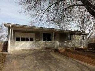 718 Shelburn Pl, Lawrence, KS 66046
