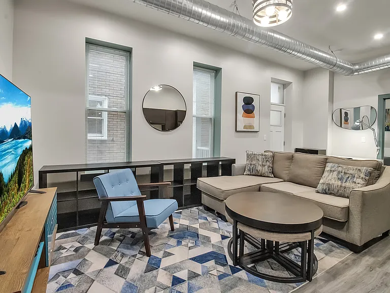 36 E Utica St #1C — Photo 5