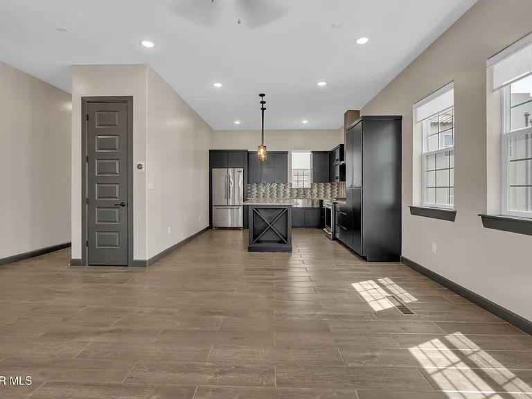 461 Vin Benicarlo Pl — Photo 8