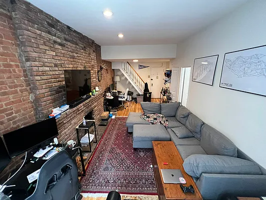 Rented by Guidance Realty Corp. | media 4