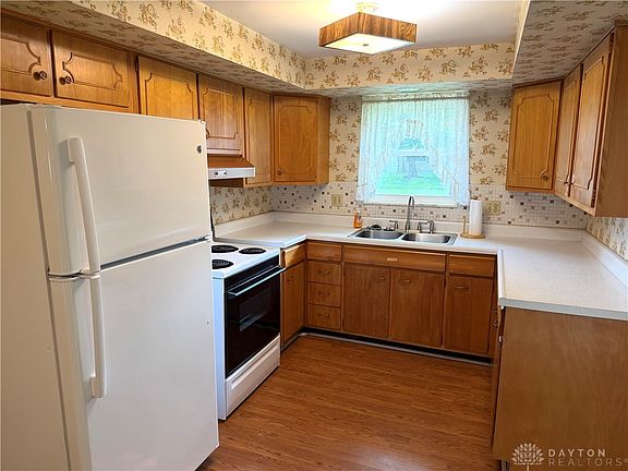 5th image of 6820 Rushleigh Rd