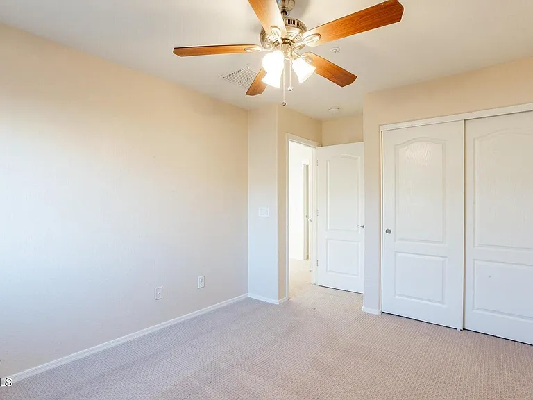 7364 W Palo Brea Ln — Photo 17