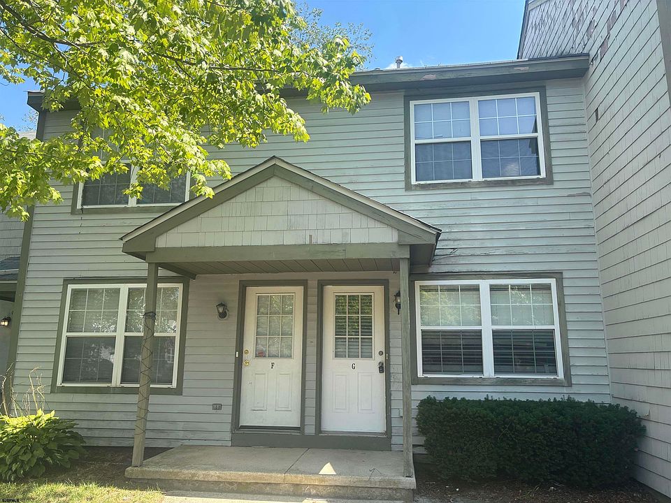 1st image of 21G A Oyster Bay Rd #21G
