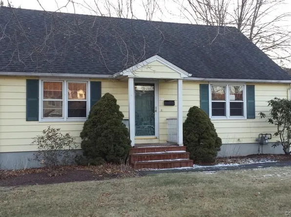 101 Oxford Road, Oxford, CT 06478