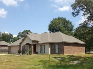 123 Surrey Ln, Ball, LA 71405