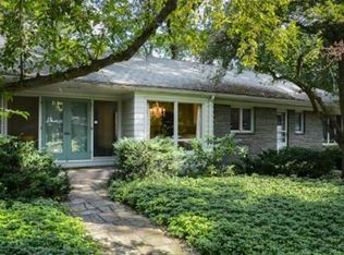 62 Pinewood Dr, Longmeadow, MA 01106