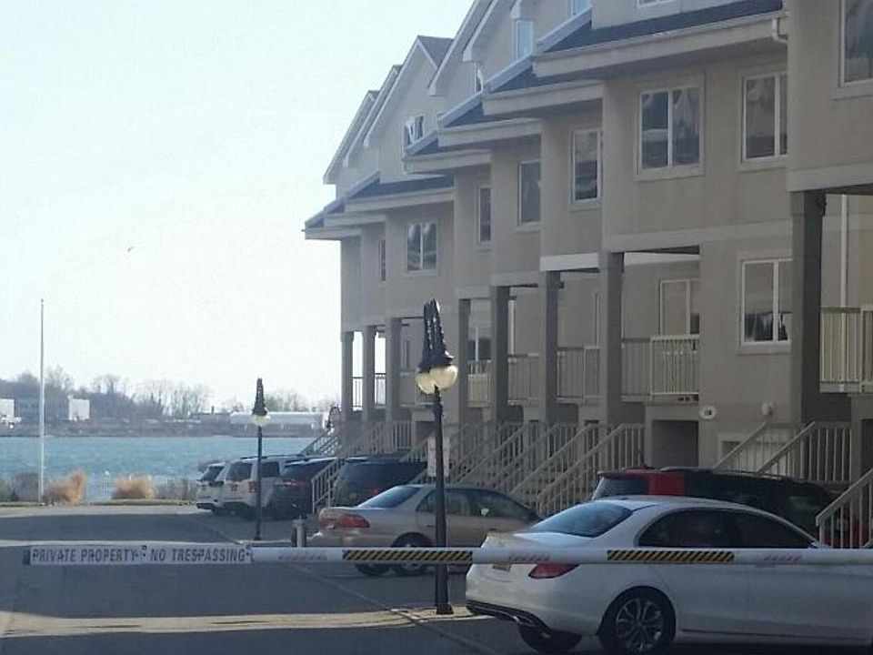 2nd image of 204 Outlook Ave