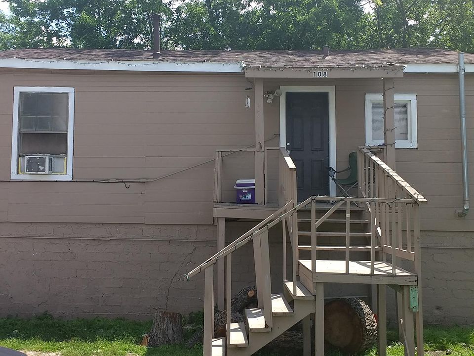 2nd image of 108 Green St