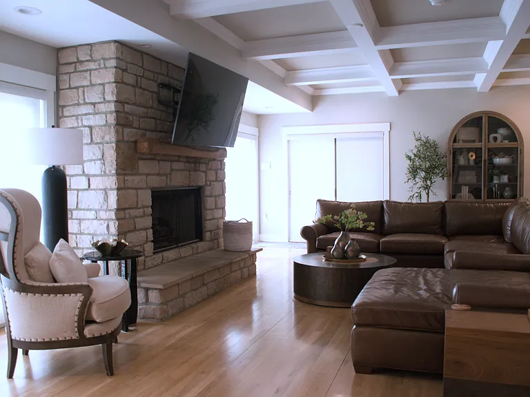 331 Charleston Ave — Photo 19