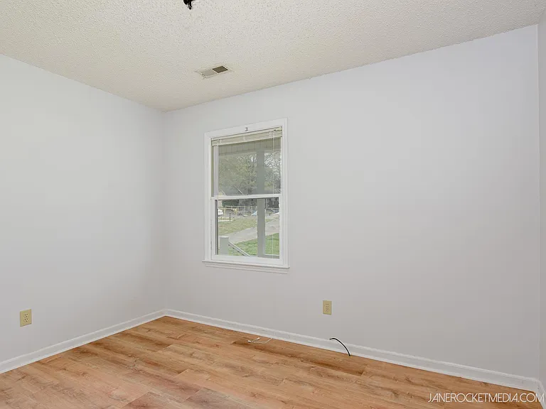 3949 Silver Chalice Dr — Photo 6